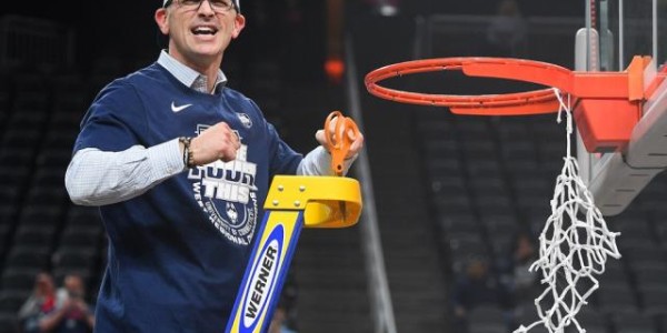 星空体育app下载-湖人选帅“闷声钓大鱼”，瞄准NCAA卫冕冠军教头