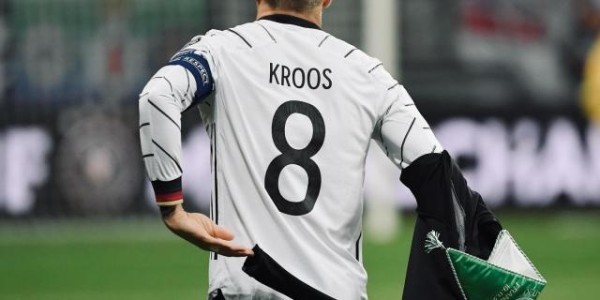 星空体育app下载-【早报】让我带兄弟们再冲一次吧！