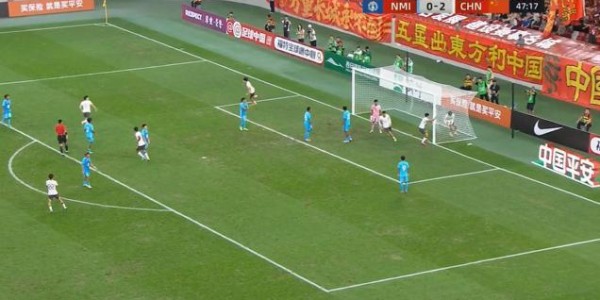 星空体育app下载-立竿见影！王钰栋替补登场后2分钟造2球，助U22国足3-0领先